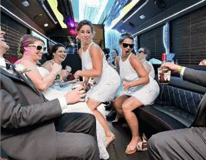 Chicago wedding party bus